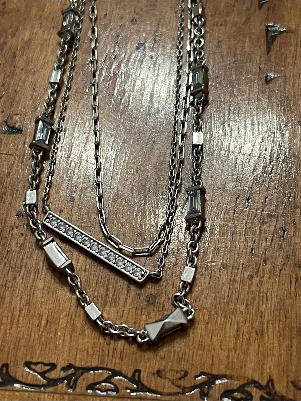 Kendra Scott Addison Triple Strand Necklace in Silver/Rhodium